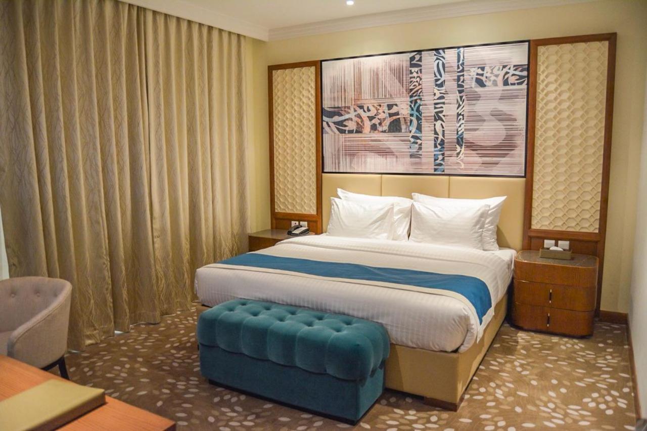 Grand Mercure Hotel Dubai Exterior foto