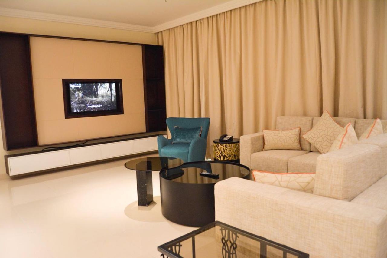 Grand Mercure Hotel Dubai Exterior foto